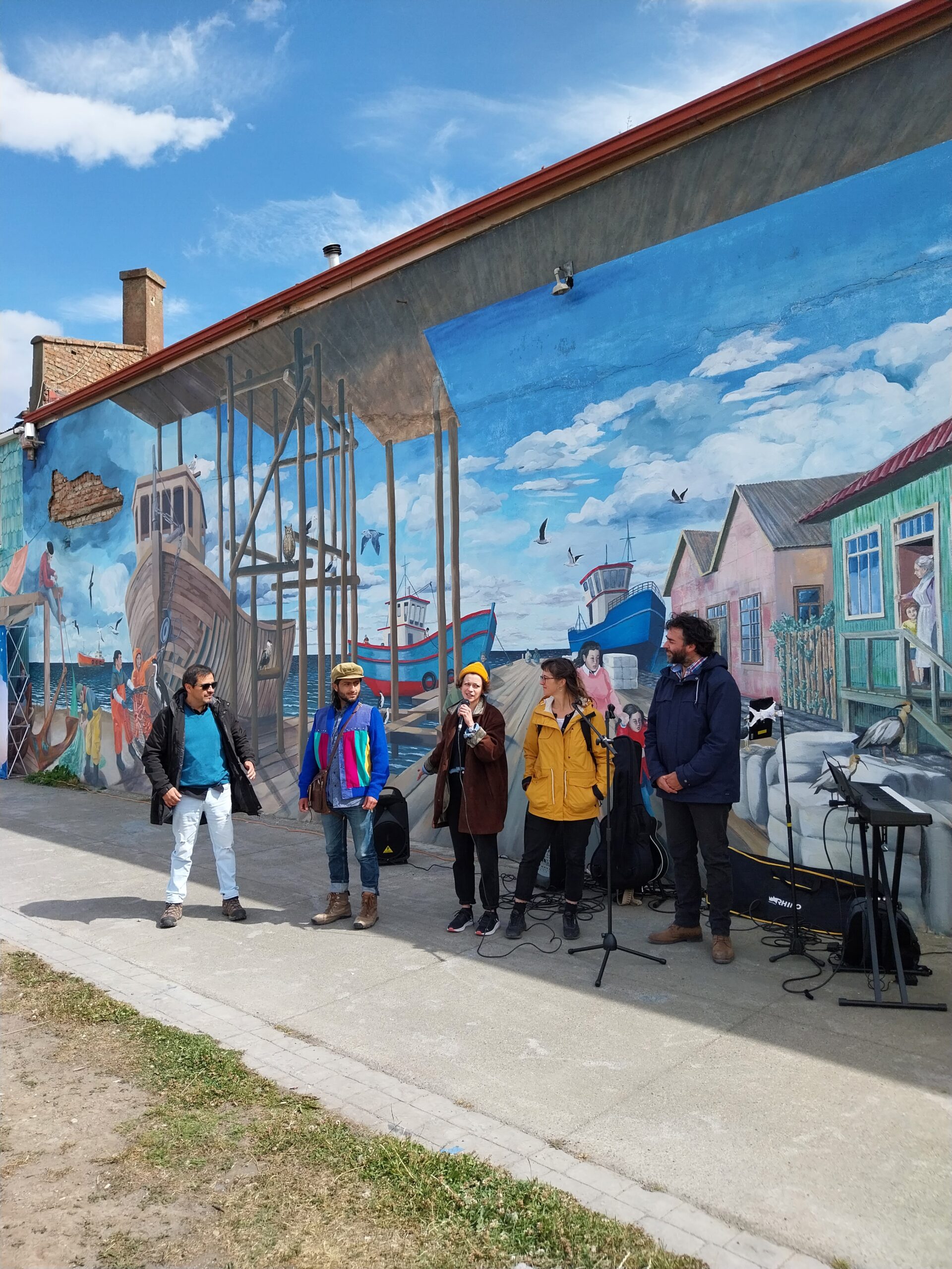 Importante Recuperación de Mural en costanera de Punta Arenas Cordón